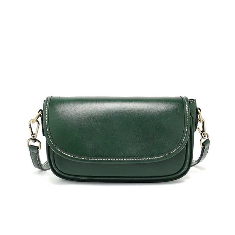simple yet chic flap handbag