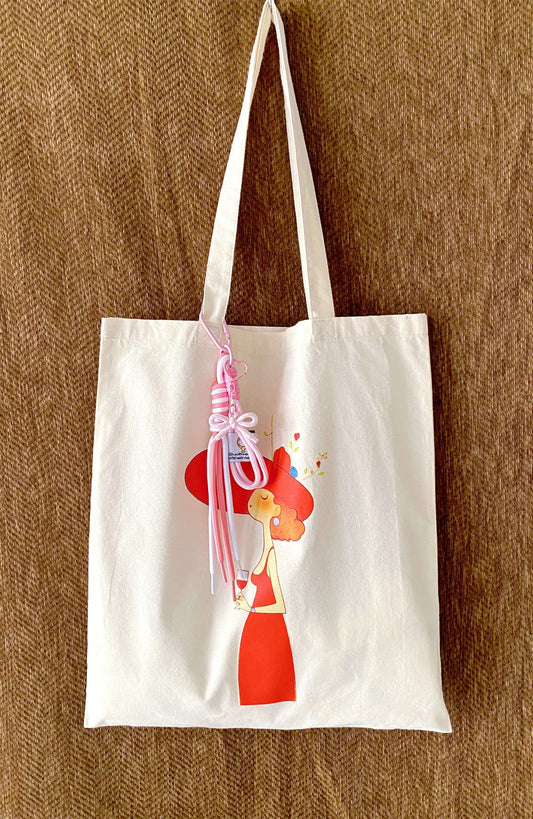 eco conscious fabric tote used for groceries and daily essentials