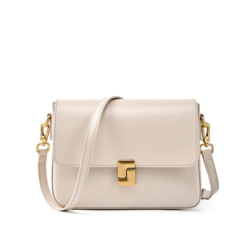 compact design shoulder bag
