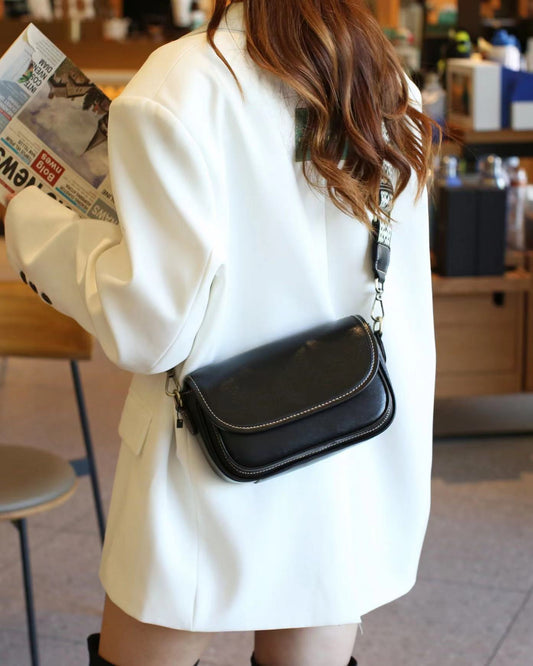 compact shoulder bag for women