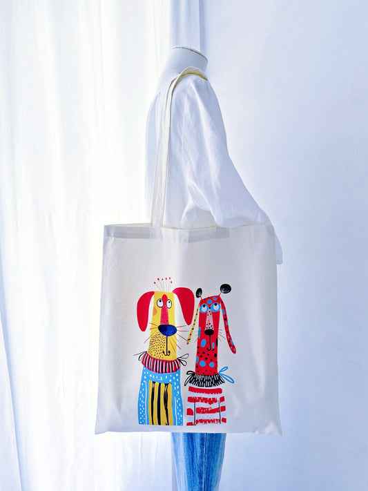 Carrying fresh flowers and baguettes in a lightweight puppy print shopper bag at a Sunday farmers market