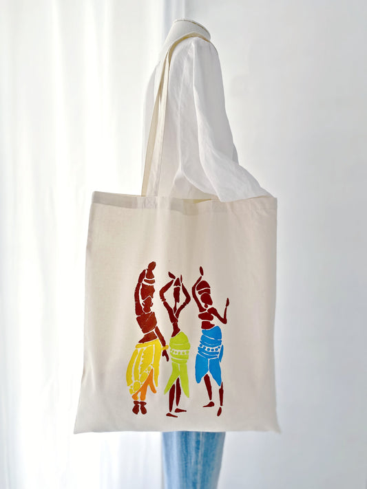 Surprising a best friend with this artistic Egyptian motif bag, a meaningful gift for someone who loves history and culture.