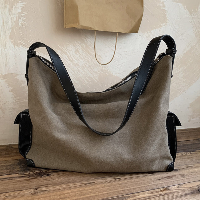 Casual hobo bag for walks, shopping, and day trips