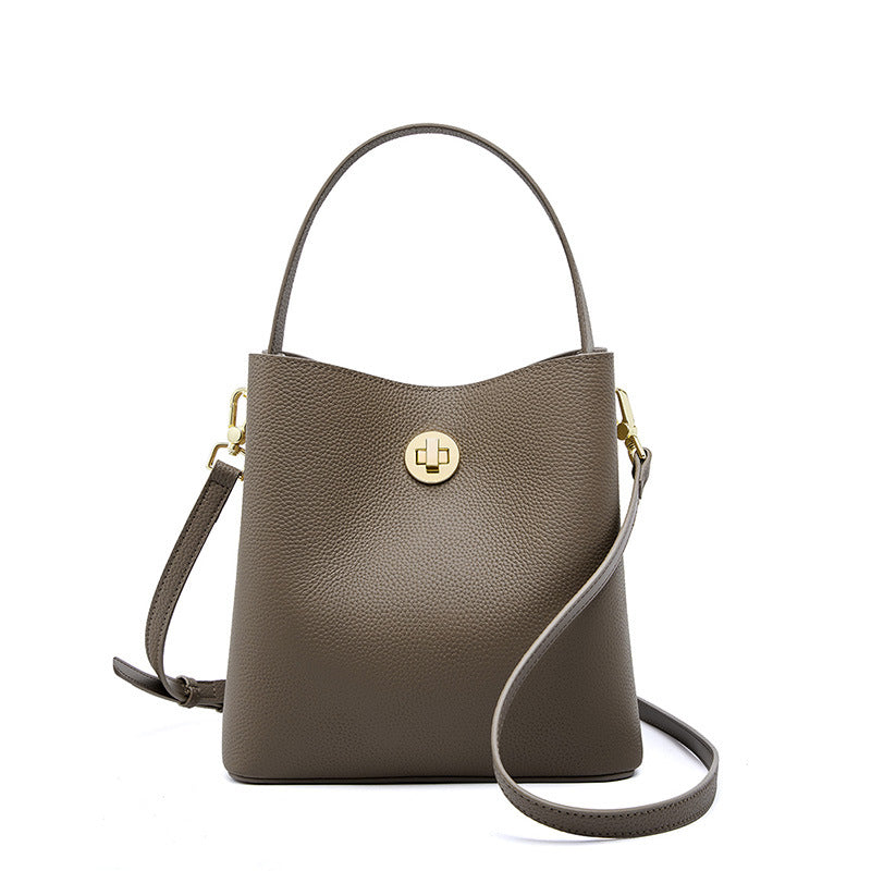timeless silhouette shoulder purse