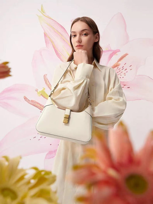 Designer genuine leather crossbody bag for autumn and winter outfits