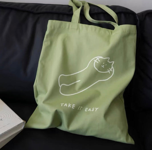 Natural cotton canvas bag for everyday errands