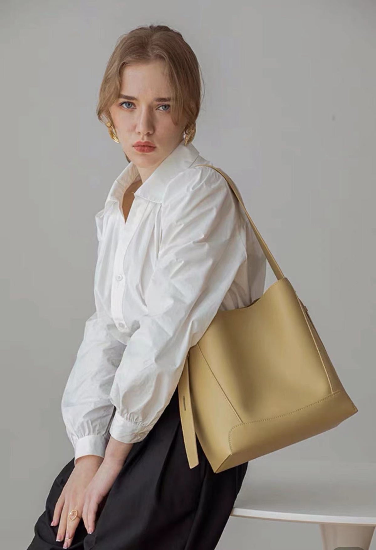 Shoulder Bags