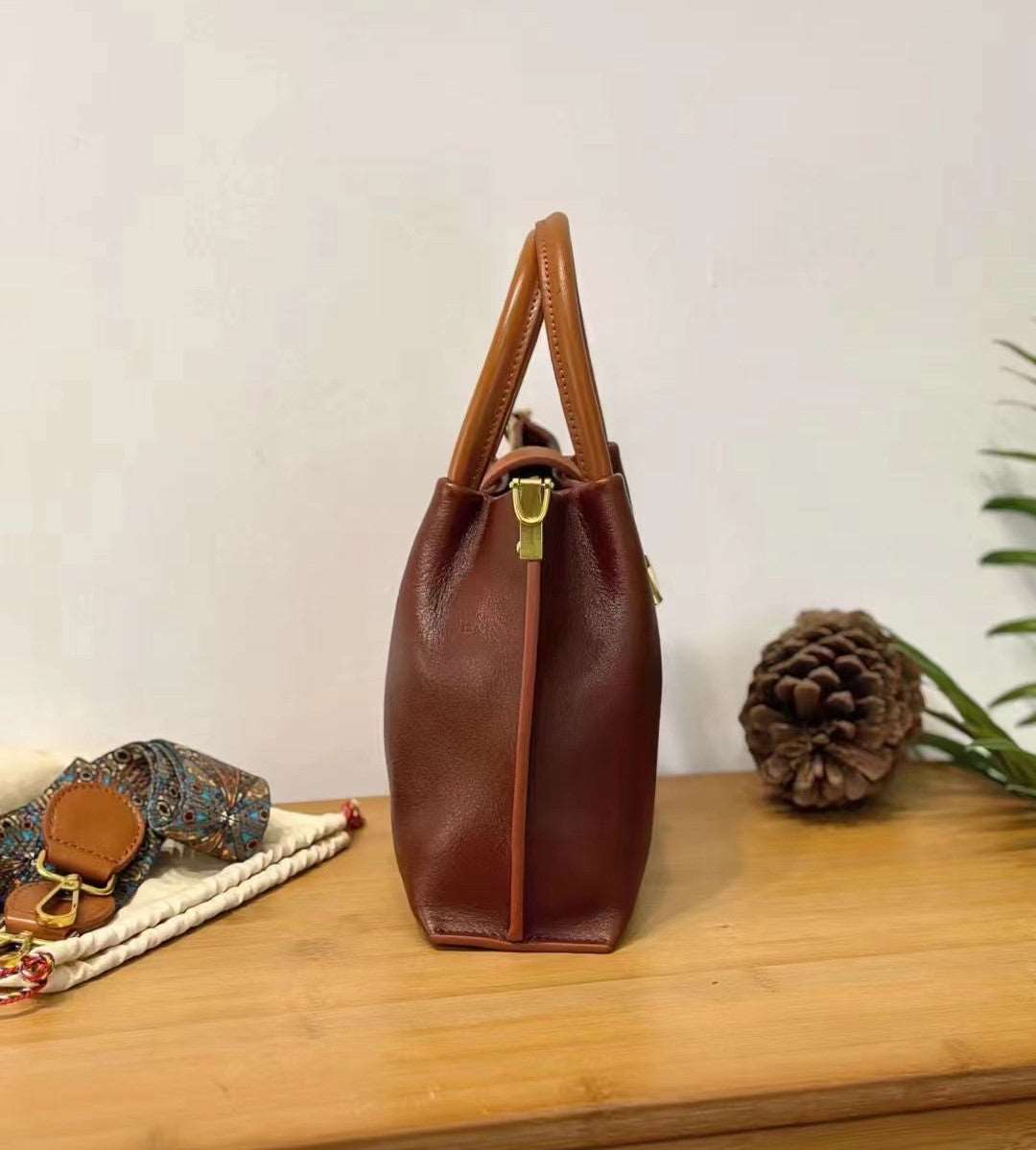Stylish Leather Laptop Bag Ladies Retro Woyaza