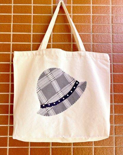 understated fabric bag for people who dislike logos