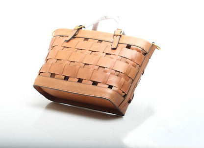 Elegant Handwoven Leather Purse for Women woyaza