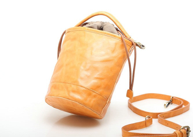 Retro Leather Handbag woyaza