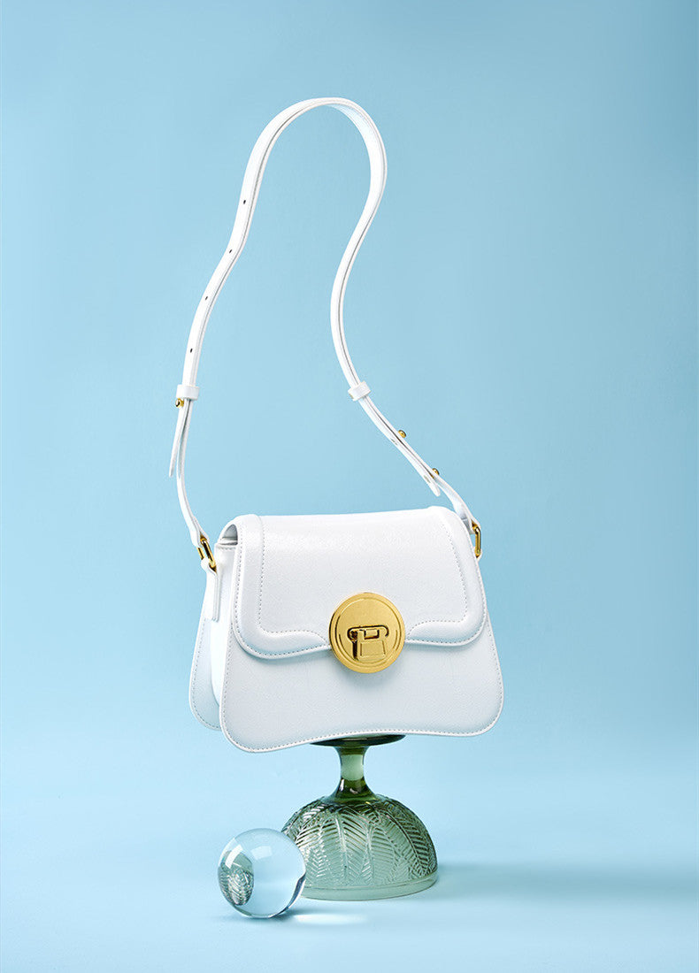 Elegant Crossbody Handbag with Soft Leather