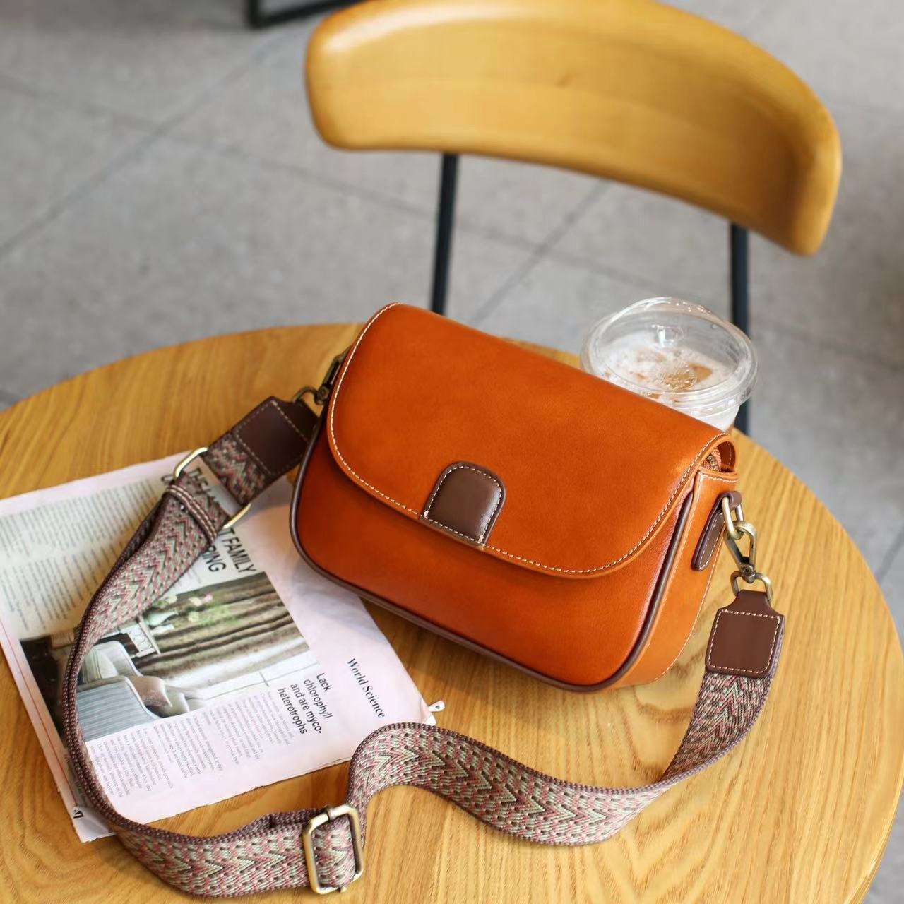 Crossbody Bag Brown woyaza