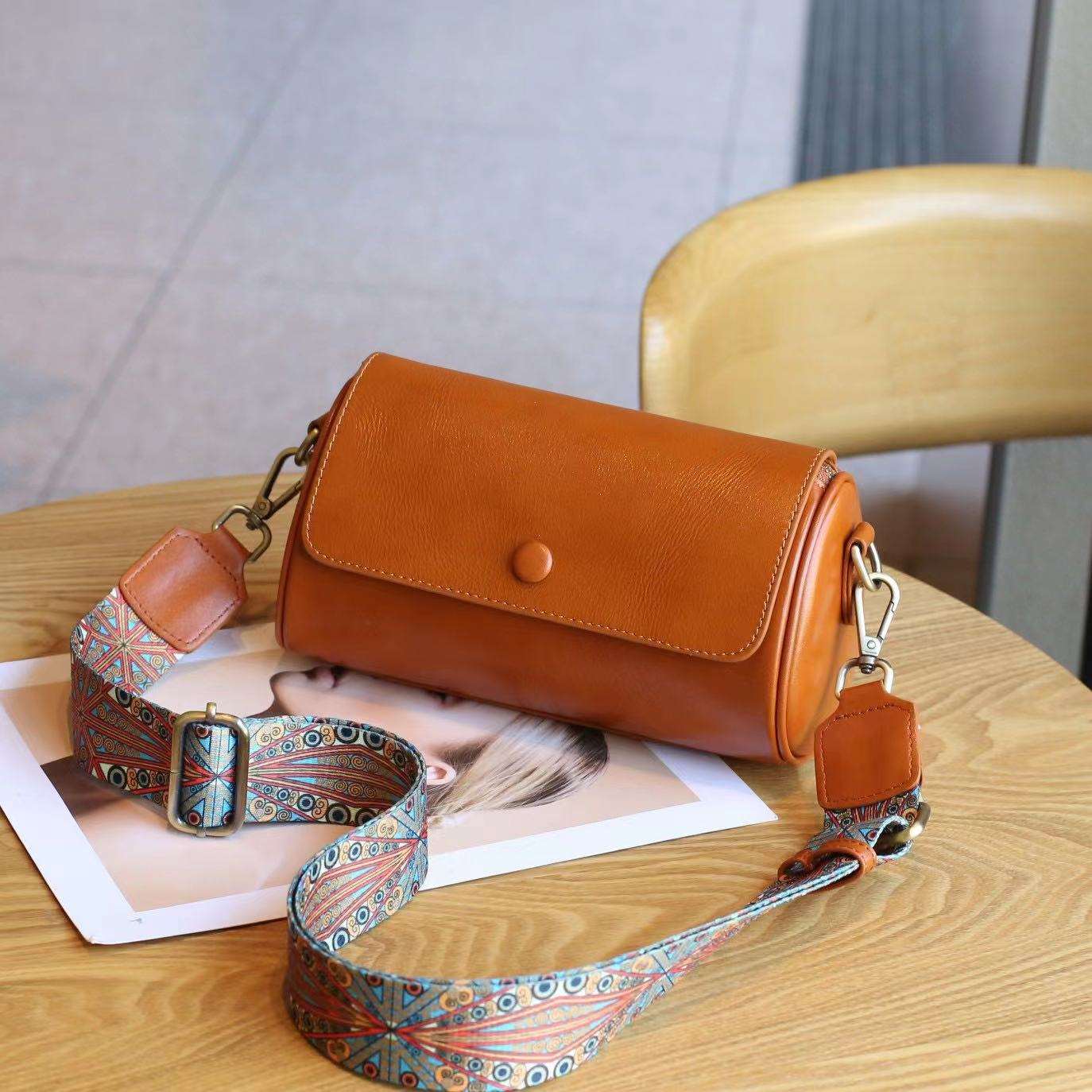 High-Quality Round Leather Shoulder Bag woyaza