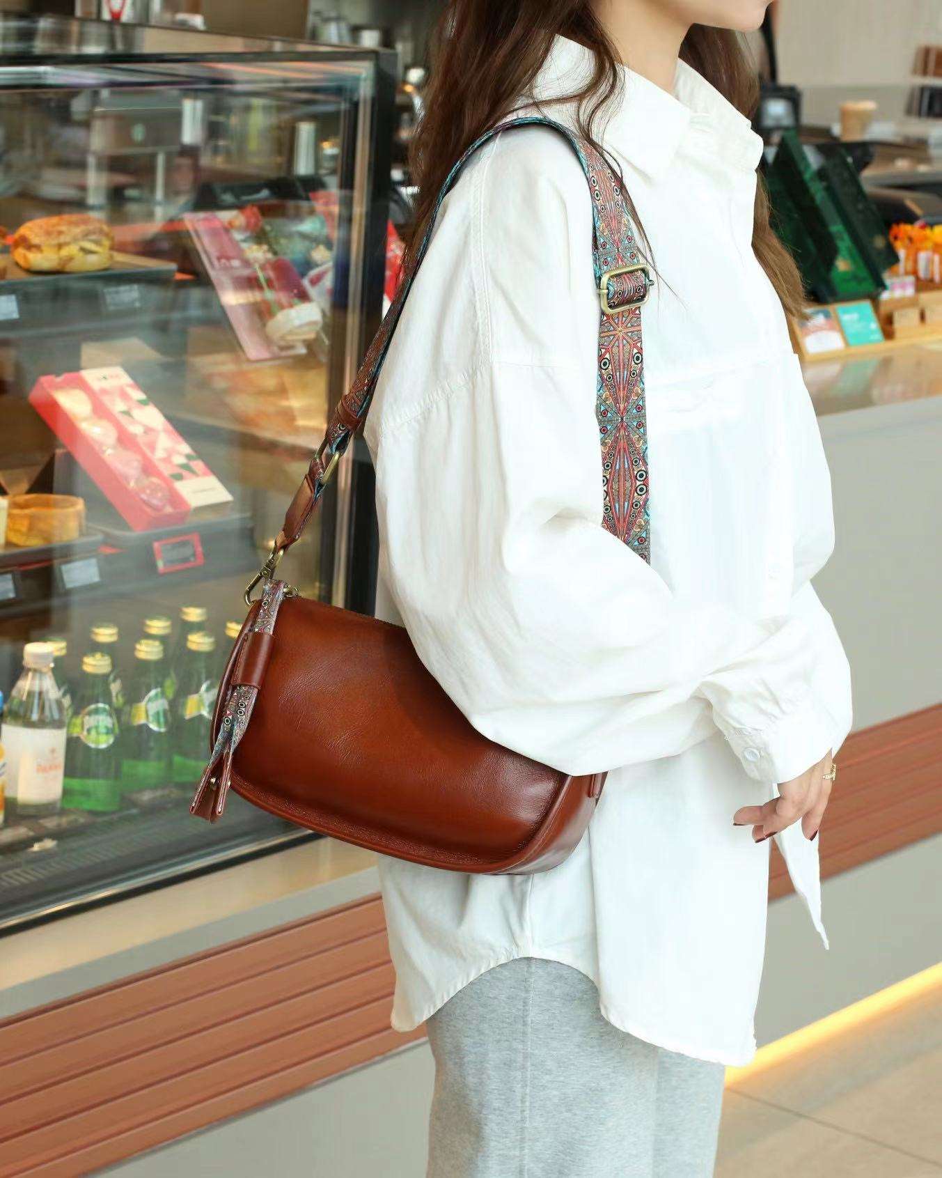 High-quality Soft Leather Women's Crossbody Shoulder Bag Elegant Design woyaza