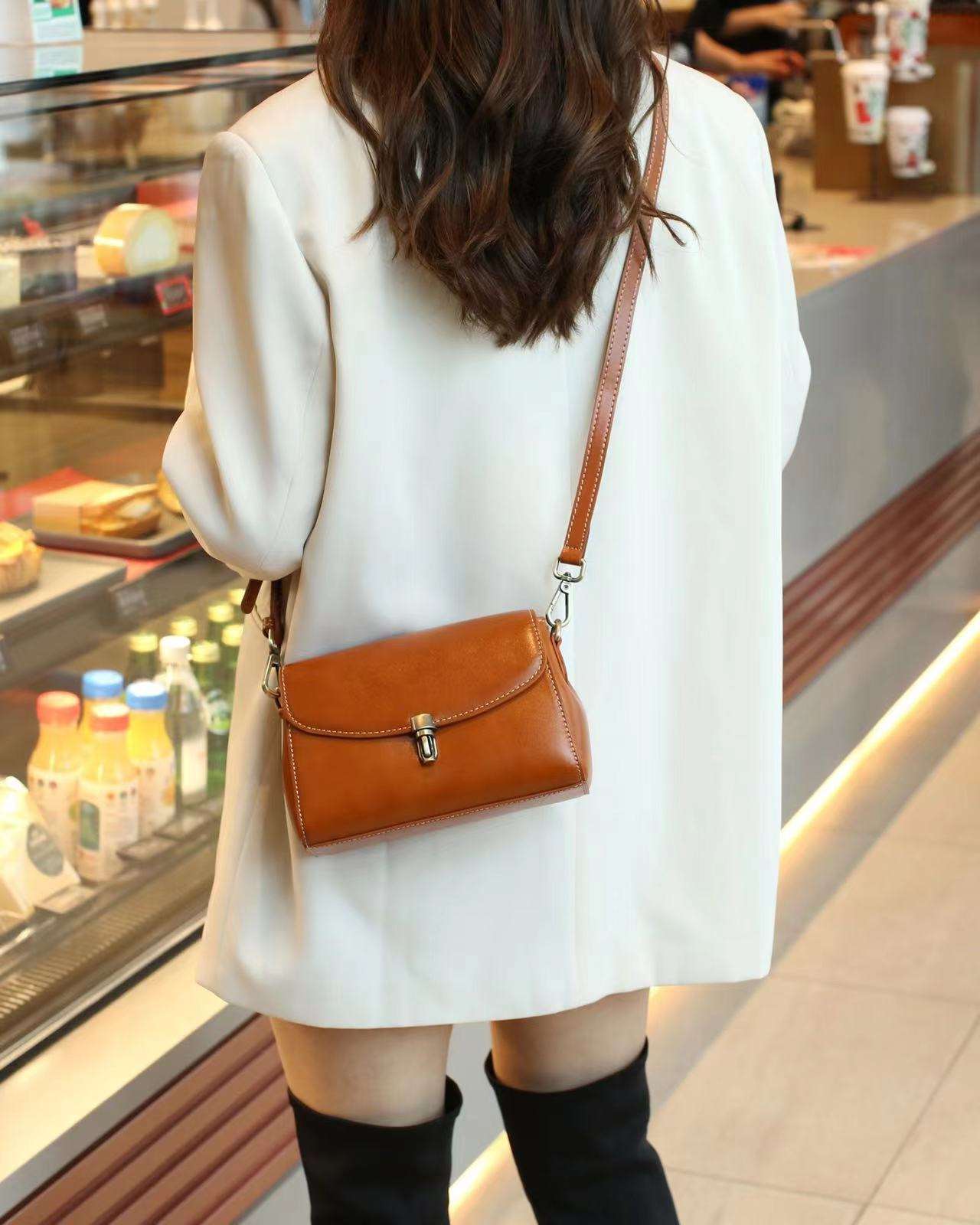 Chic Ladies' Fashion Shoulder Bag in Genuine Leather woyaza