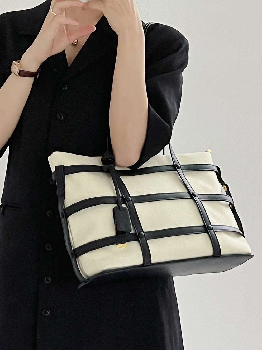 Luxury Designer Leather and Canvas Single Shoulder Bag for Women's Fashion woyaza