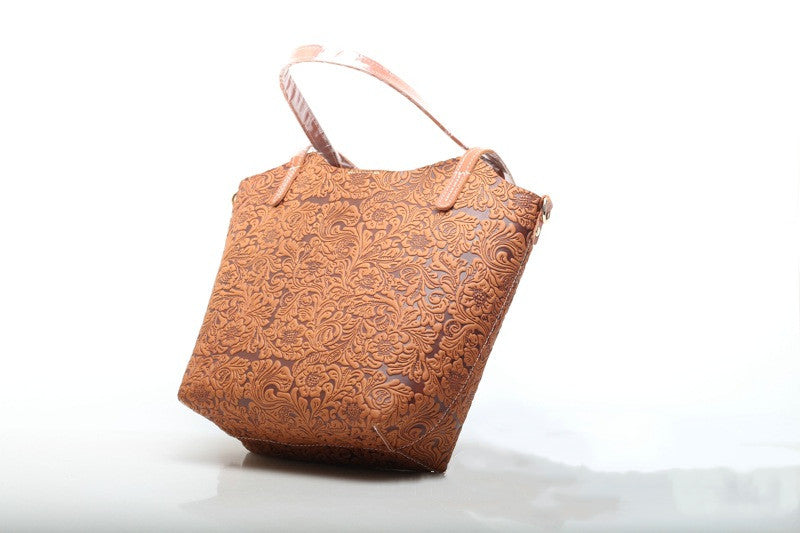 Classic Leather Shoulder Bag with Embossed Designs woyaza