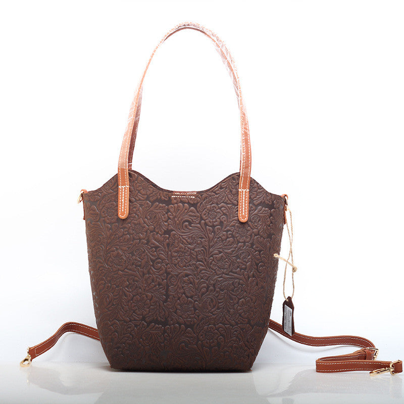 Elegant Vintage Leather Shoulder Bag with Embossed Surface woyaza