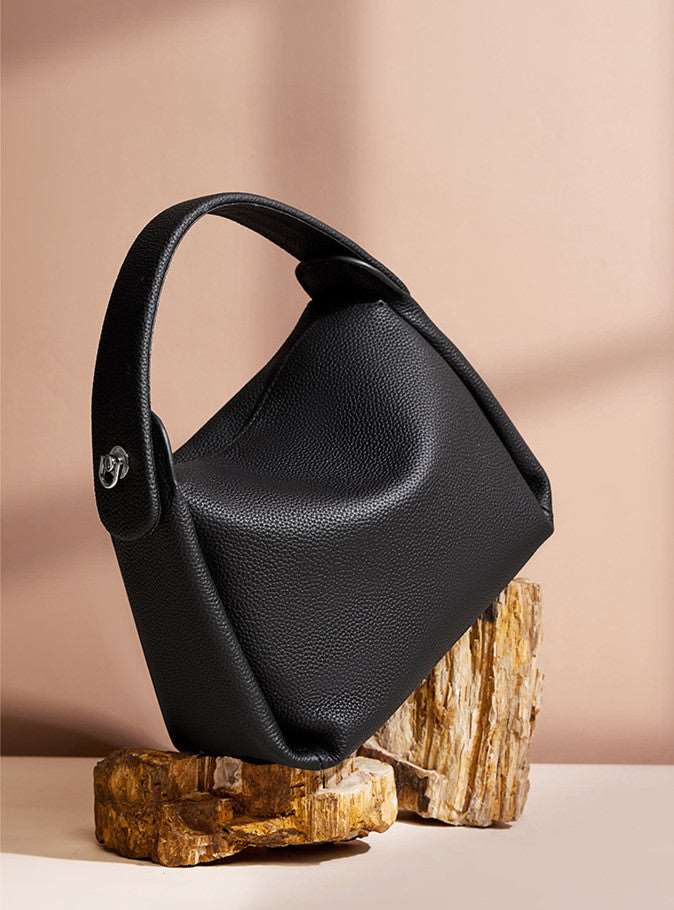Trendsetting Women's Genuine Leather Handbag