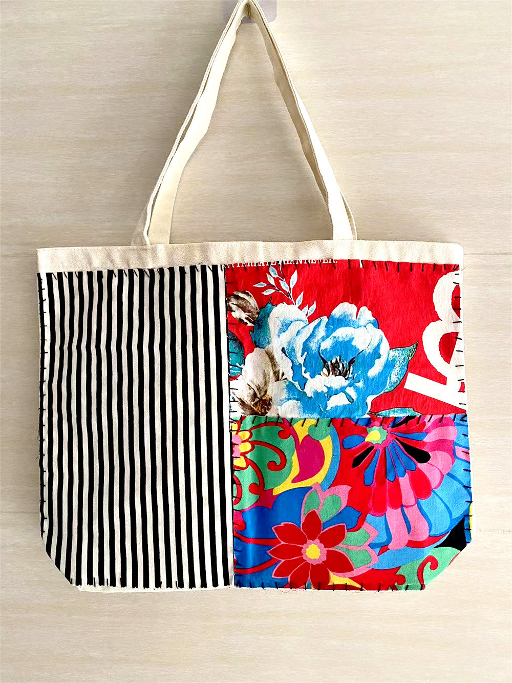 Large Capacity Handmade Canvas Bag for Shoulder and Hand Carry