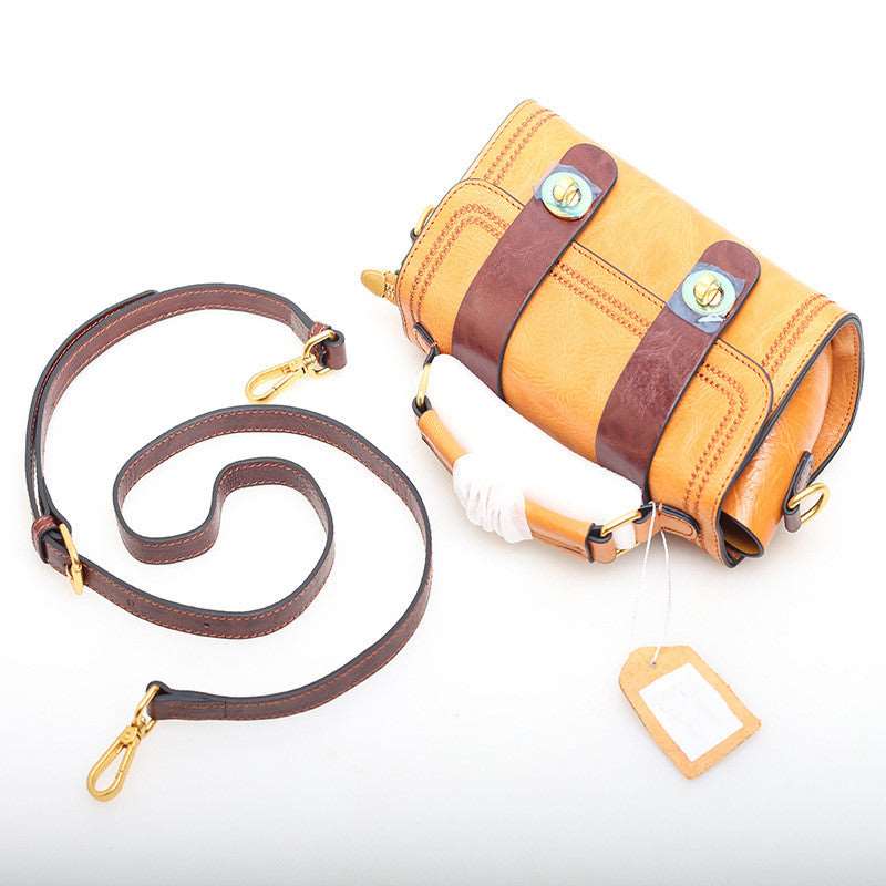 Retro Leather Tote Bag Lock Mechanism woyaza