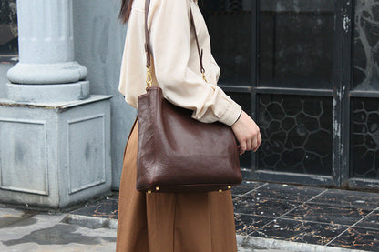 Retro Style Leather Shoulder Handbag Woyaza