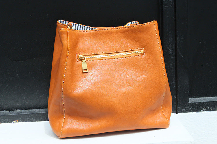 High-Quality Retro Style Leather Purse Woyaza