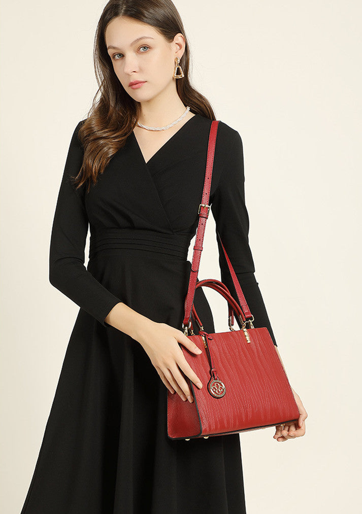 Chic Executive Shoulder Bag