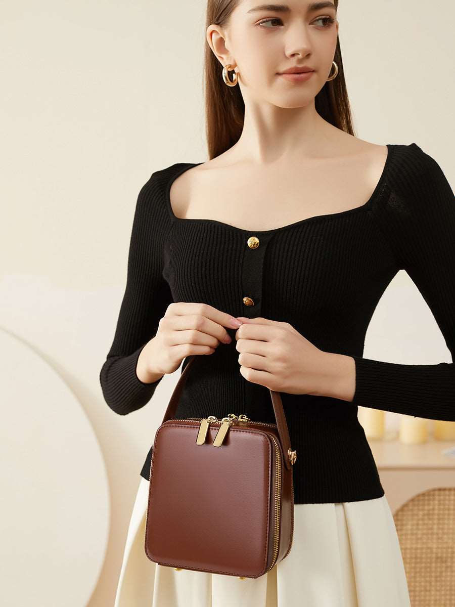 Elegant Women's Leather Shoulder Bag