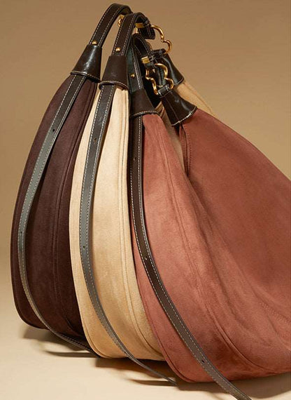 Trendsetting Large Capacity Shoulder Bag