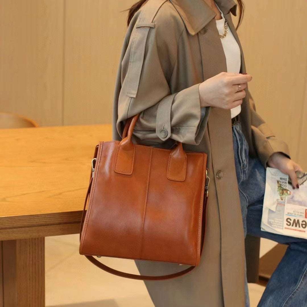 Durable Genuine Leather Ladies Crossbody woyaza