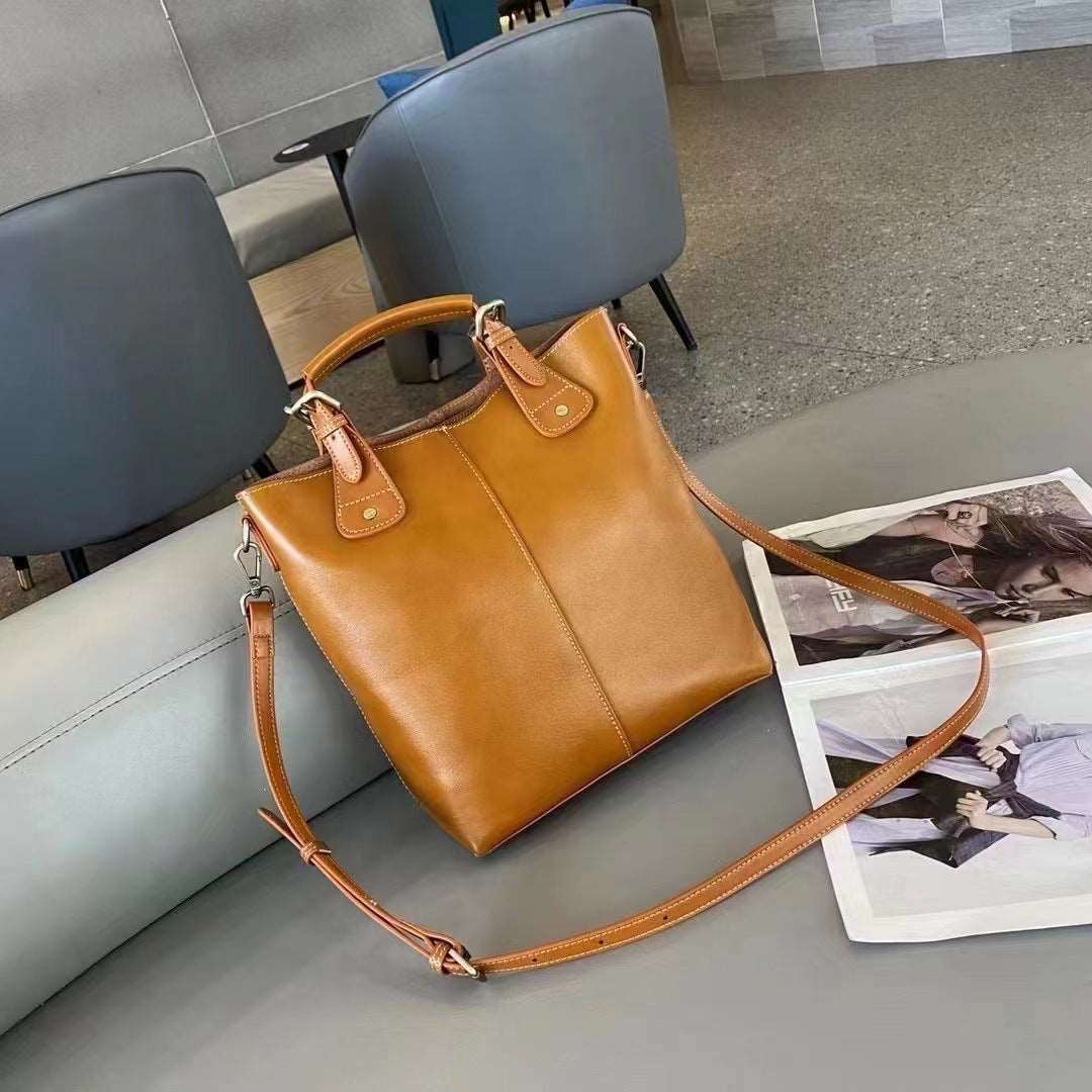 Elegant Women's Genuine Leather Messenger Bag woyaza