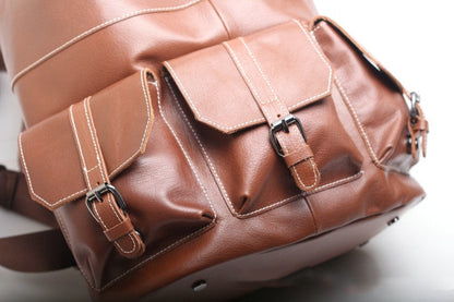 Trendy Leather Rucksack Woyaza