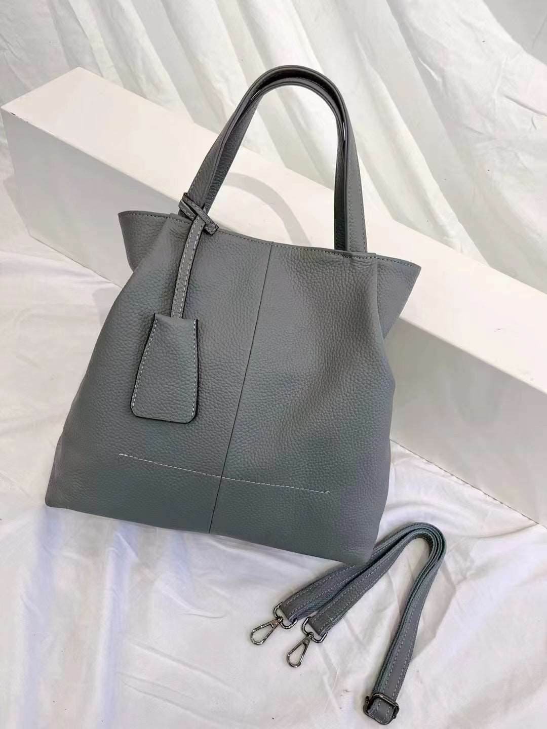 Premium Quality Women's Chic Oversized Leather Tote Bag Handbag Shoulder Bag Crossbody Companion woyaza