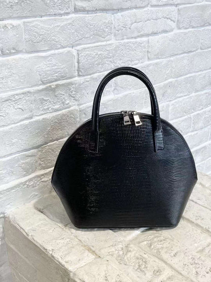 Sleek Shell Contoured Leather Handbag Woyaza