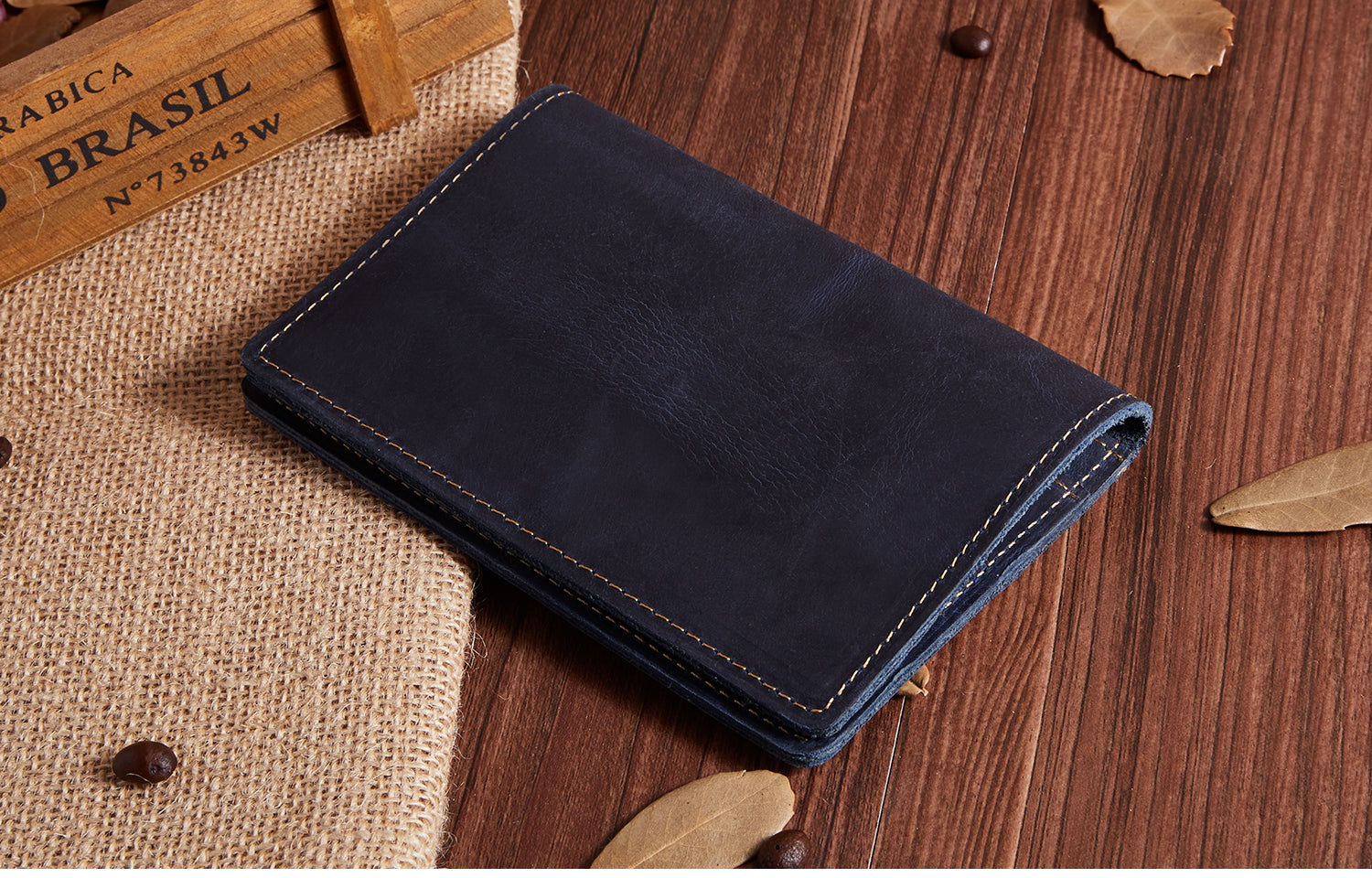 Classic-inspired Leather Passport Wallet woyaza