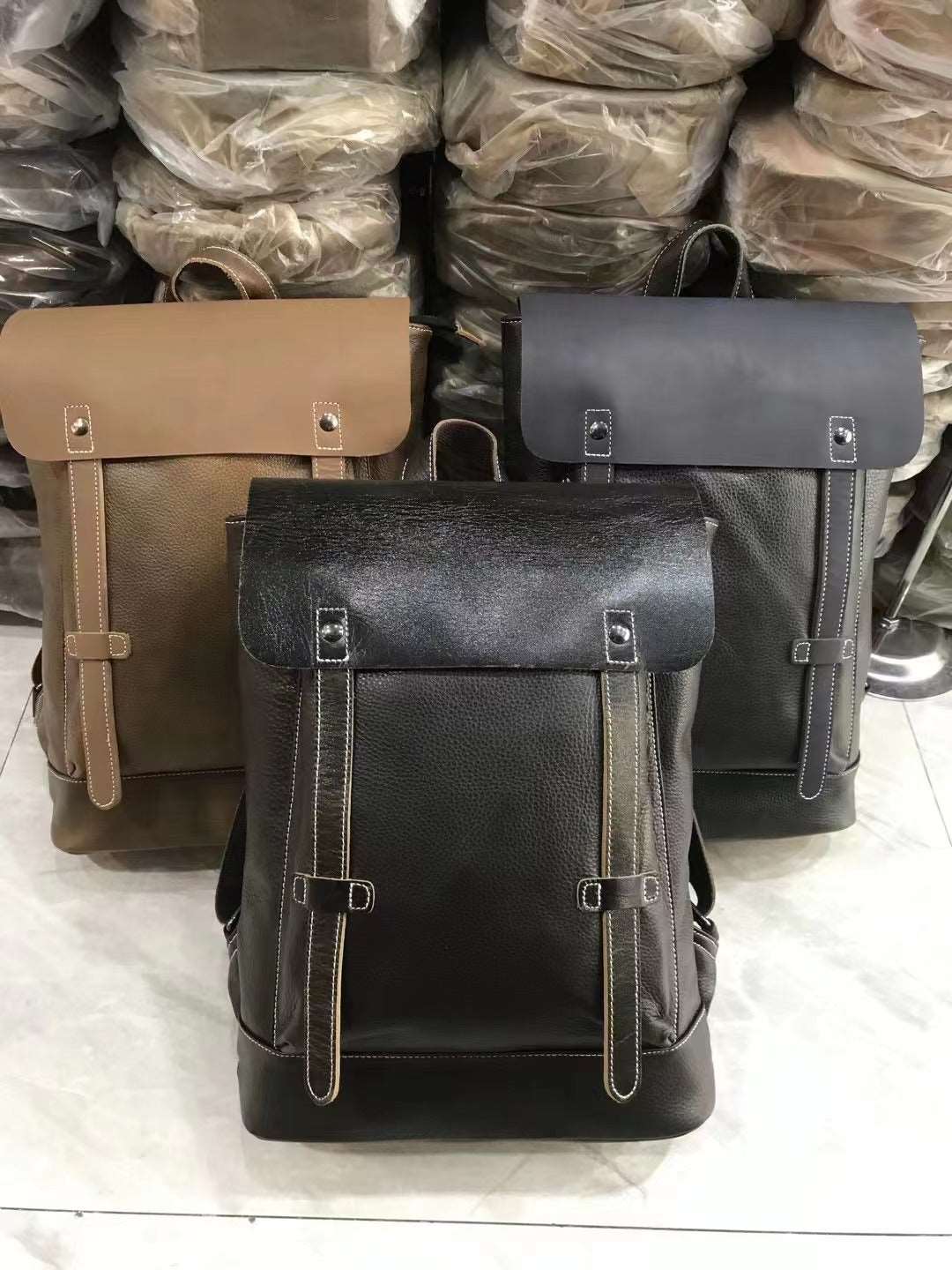 Fashionable Leather Men's Backpack with Large Storage Capacity Woyaza