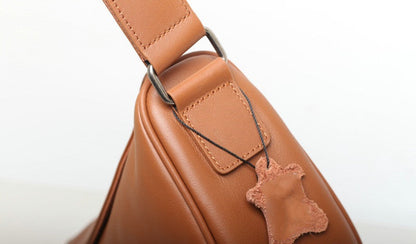 Sleek Leather Messenger Bag Woyaza
