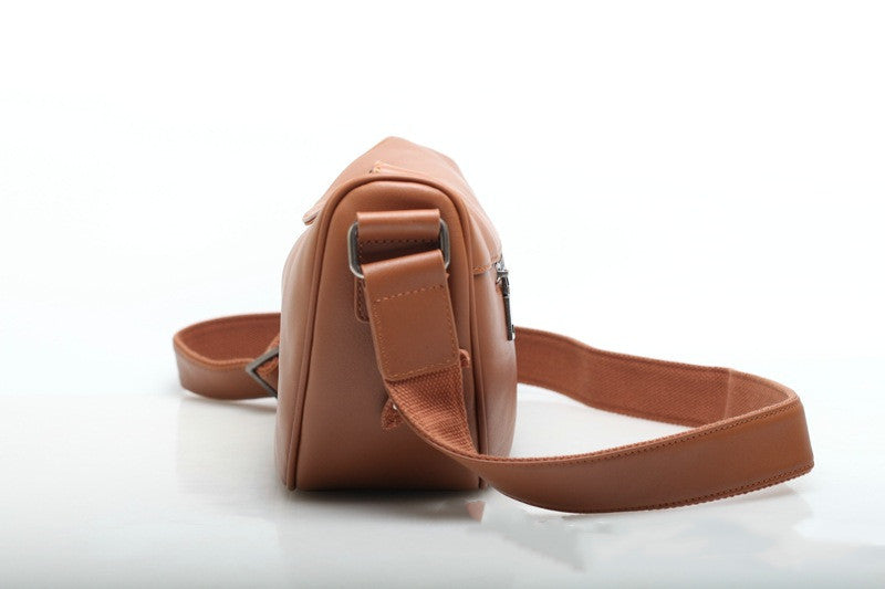 Sophisticated Retro Leather Messenger Woyaza