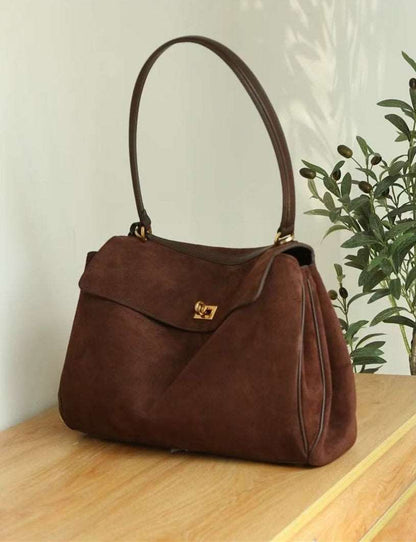 Versatile Designer Leather Shoulder Bag For Office And Shopping