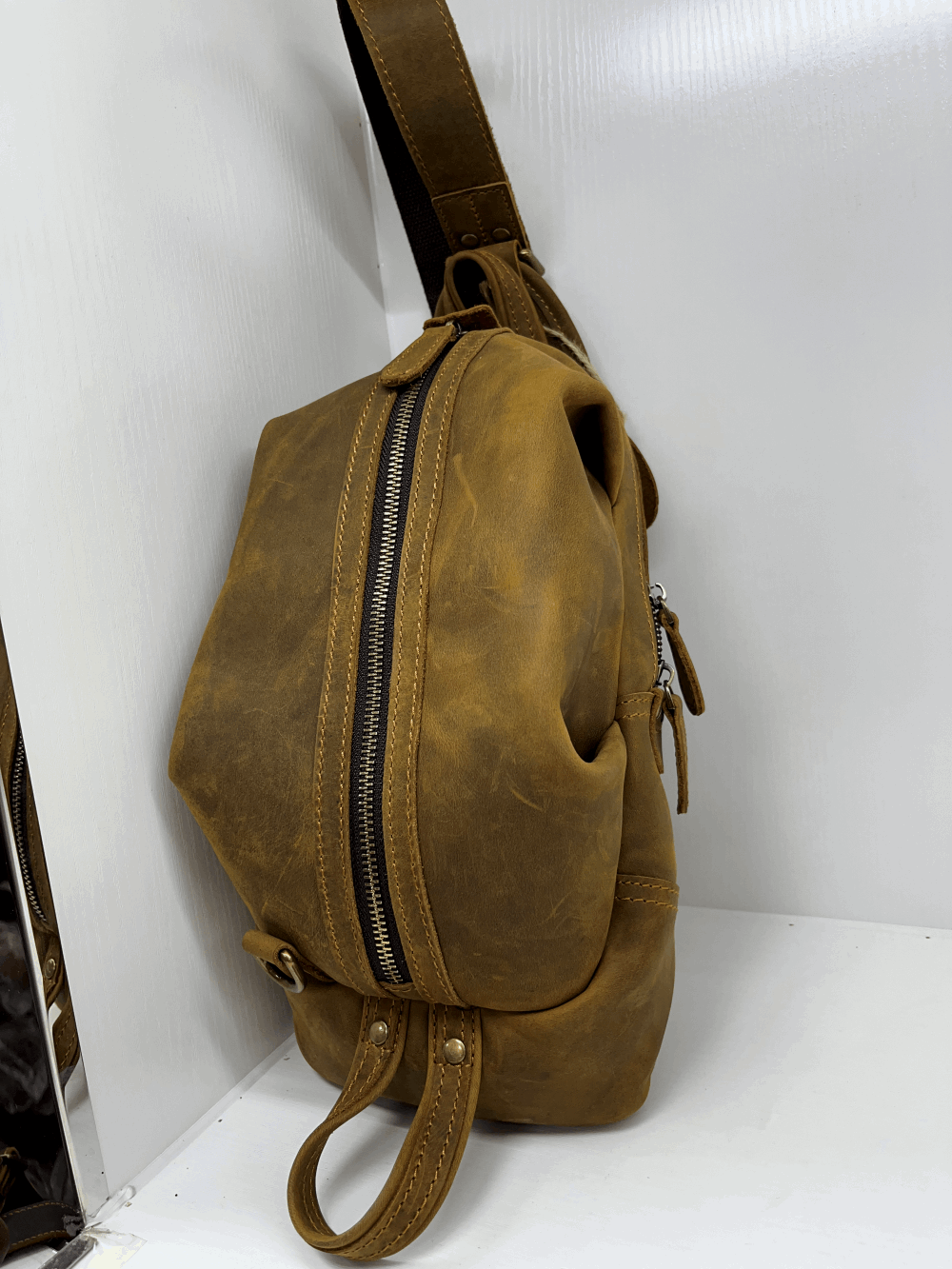 Traditional Leather Crossbody Harness Bag woyaza