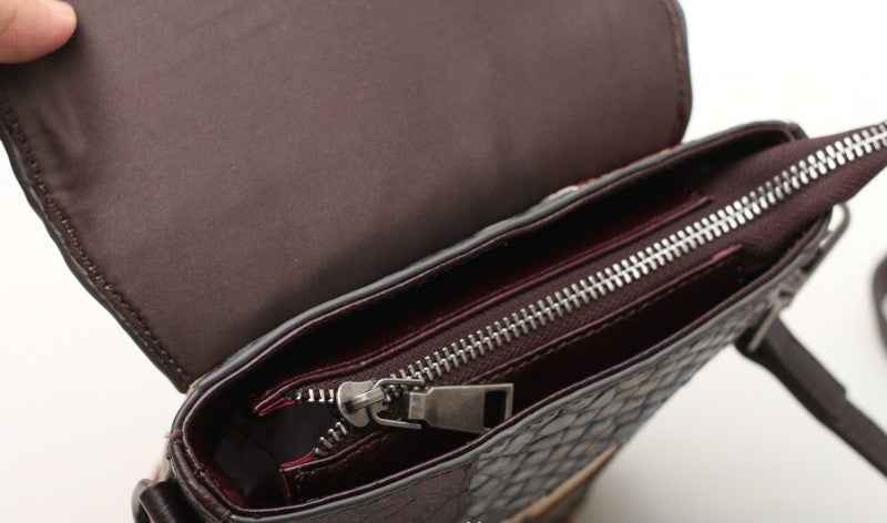 Stylish Leather Crossbody Bag with Vintage Appeal Woyaza