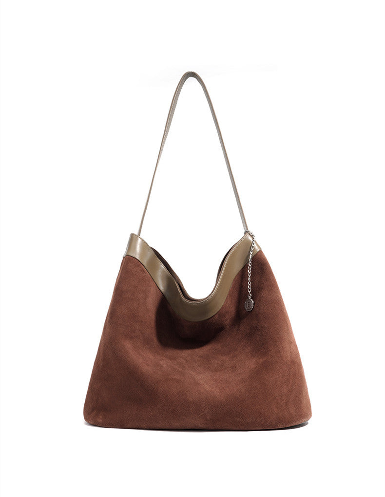 Elegant Leather Shoulder Bag for Women’s Professional Look