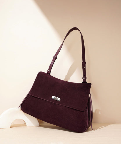 Elegant Soft Leather Shoulder Bag for Office and Casual Use