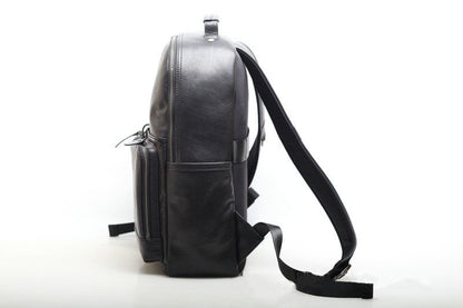 Old-fashioned Leather Men's Backpack Extensive Capacity Woyaza