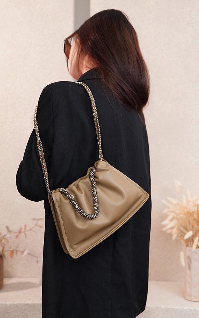 Luxury Women's Genuine Leather Tote Bag with Chain Shoulder Strap woyaza