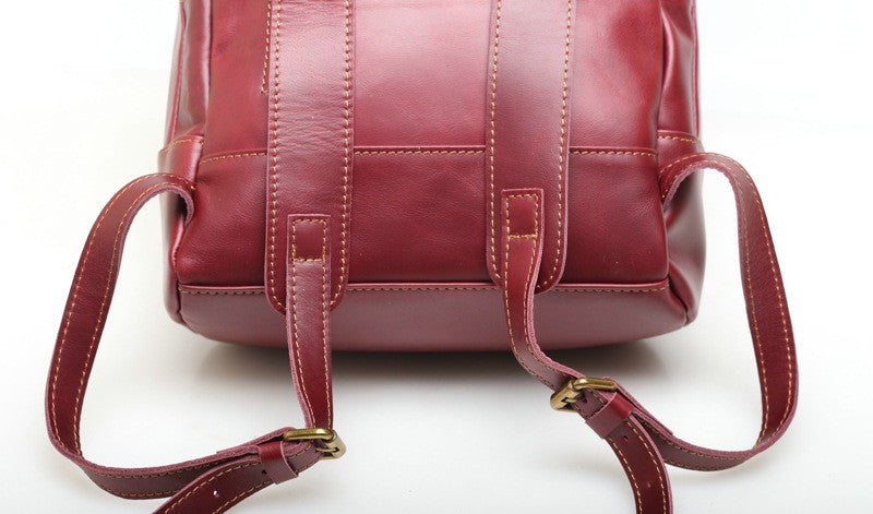Luxurious Genuine Leather Women's Backpack Fashion Woyaza