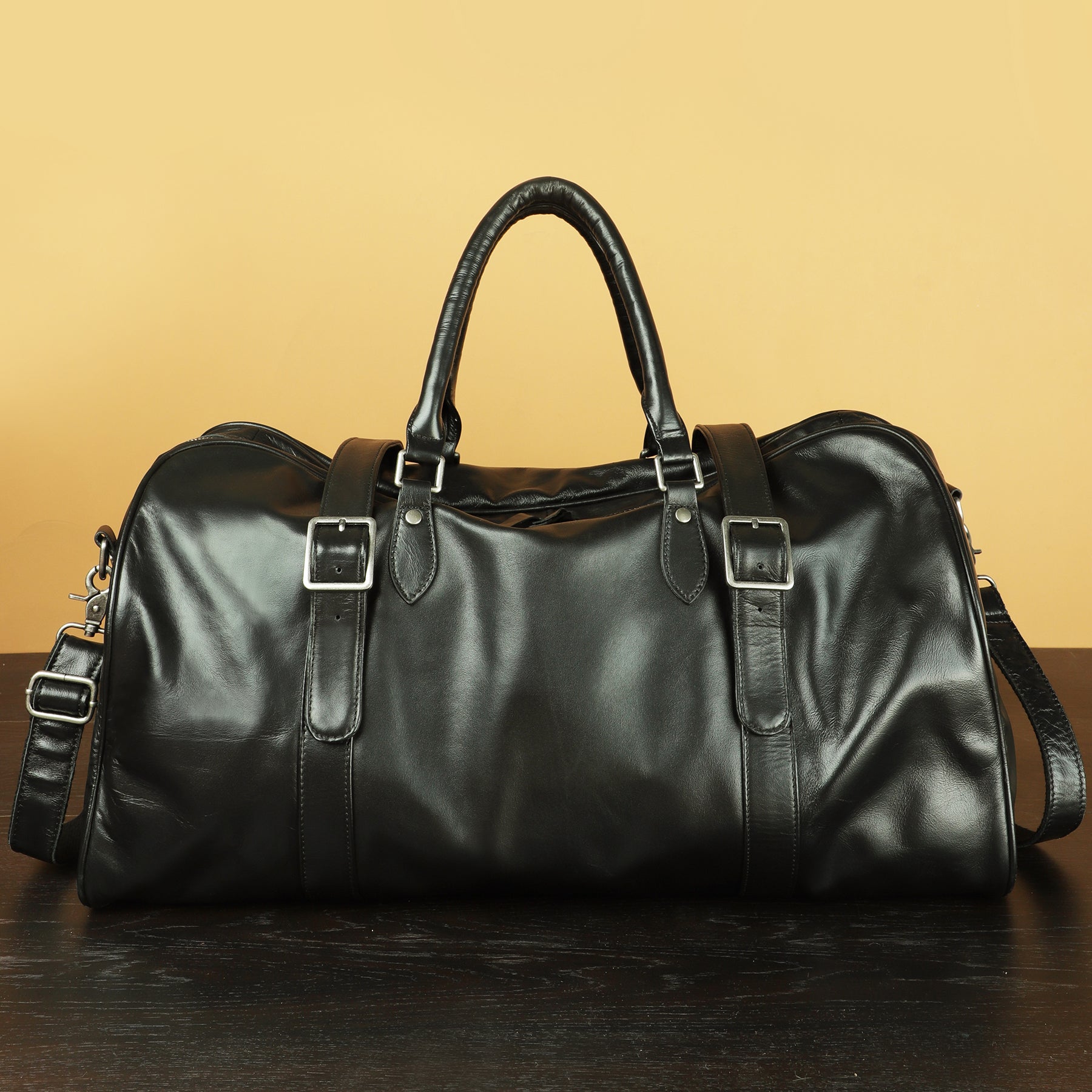 Stylish Leather Fitness Duffel Bag for Men Woyaza