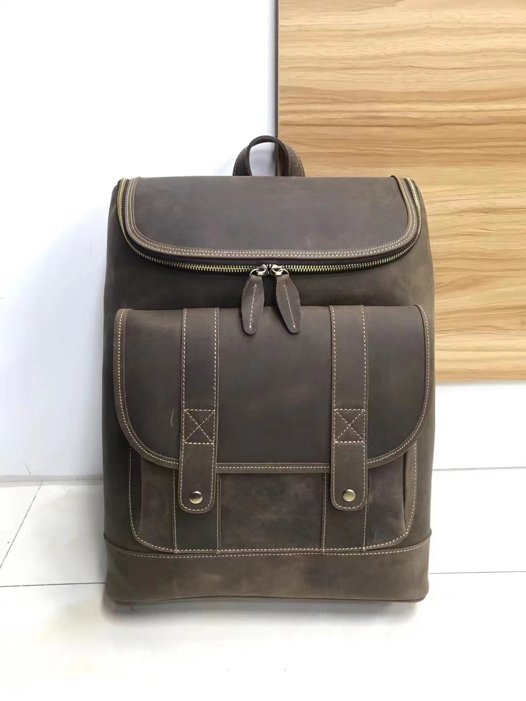 Sophisticated Vintage Leather Men's Backpack for Travel woyaza